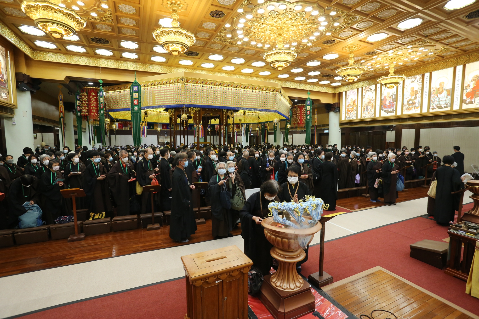 佛誕法會卧佛殿浴佛
